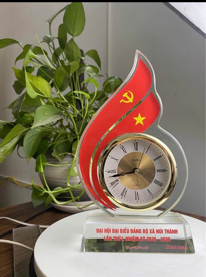 Cúp vinh danh - MC001