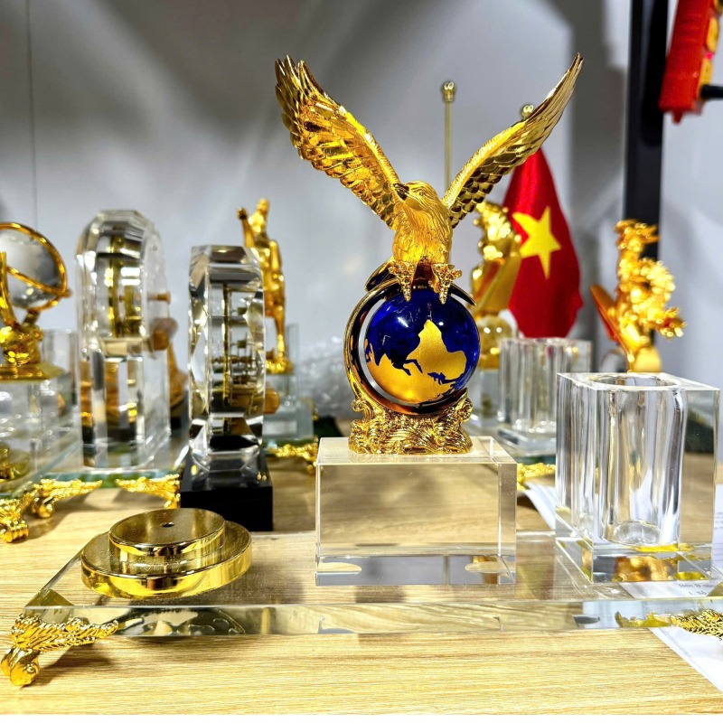 Đồ decor trang trí để bàn đựng bút pha lê MC0008