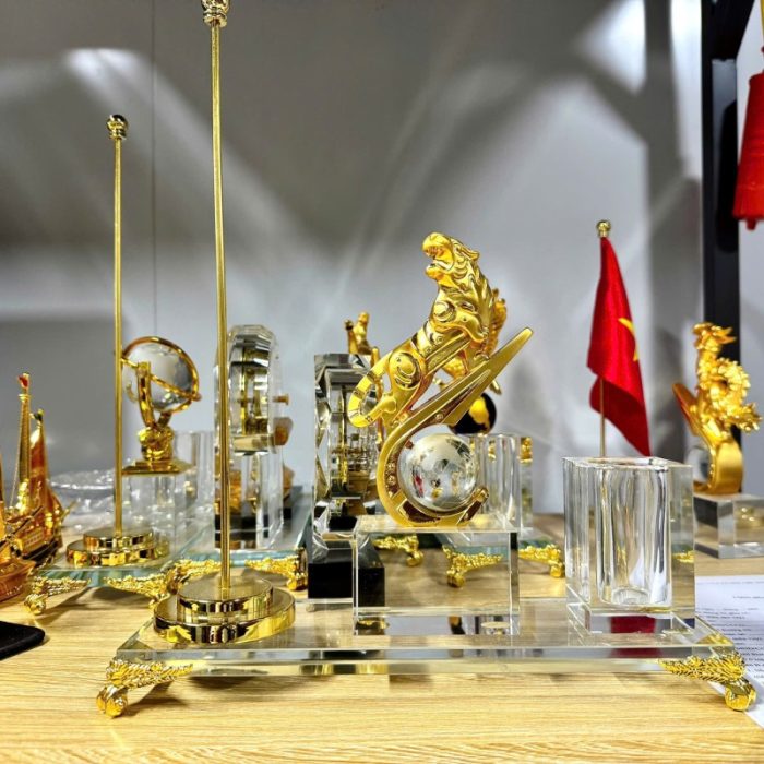 Hộp đựng bút doanh nhân hổ vàng MC0009